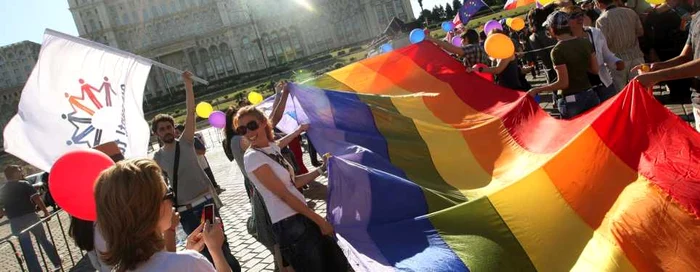 Românii, de două ori mai intoleranţi faţă de persoanele gay                FOTO Sever Gheorghe