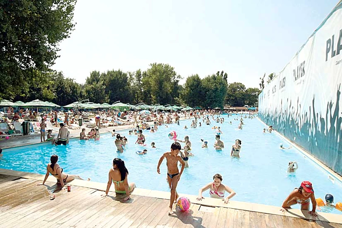 La ştrandul Tineretului au fost ieri circa 1.700 de oameni
