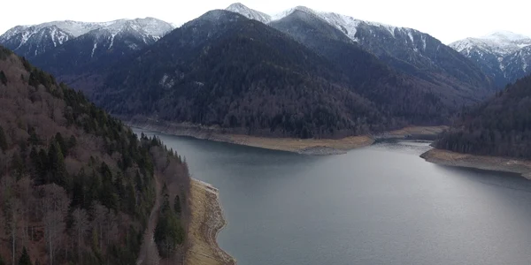 Lacul Gura Apelor , barajul și drumul spre lac  Foto Daniel Guță ADEVĂRUL (30) JPG