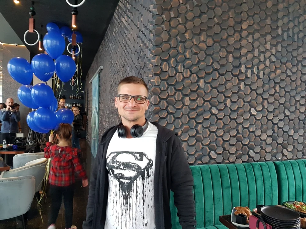 Adrian Zapis