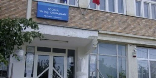 scoala basgan