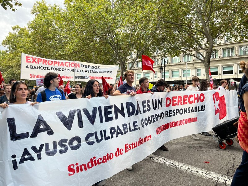 Protest de amploare la Madrid. Manifestanții au cerut preţuri mai accesibile la locuinţe