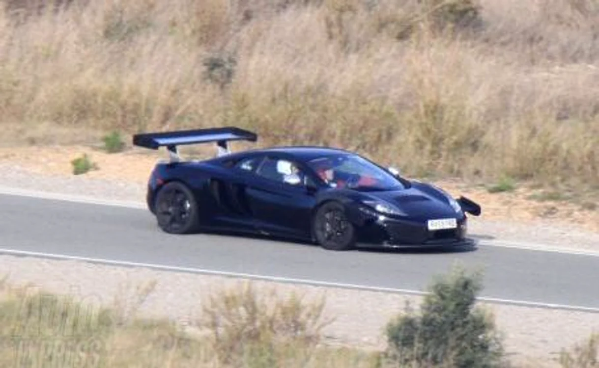 Primele imagini cu MP4-12C GT3 de la McLaren (Foto: Autoexpress)