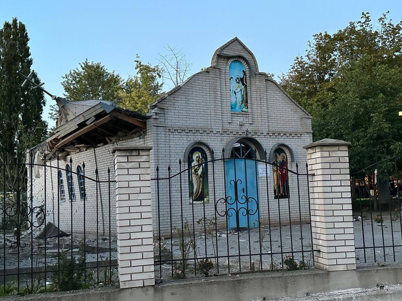 Doi morți și șapte răniți în urma unui atac rusesc asupra unei biserici și a unor magazine din Zaporojie