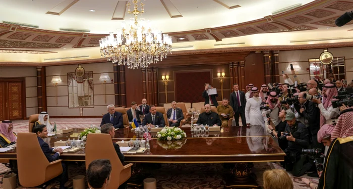 Delegațiile ucraineană și americană la prima rundă de discuții din Arabia Saudită FOTO PROFIMEDIA
