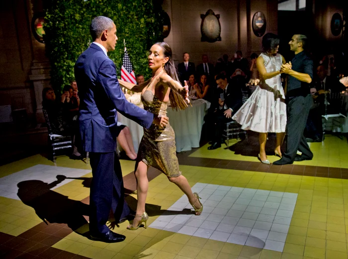 Obama a ignorat apelurile care i-au cerut să se întoarcă în țară