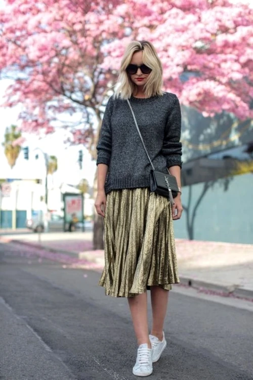 large Fustany Fashion Style Ideas Street Style Looks Outfits Pleated Skirts 15 jpg jpeg