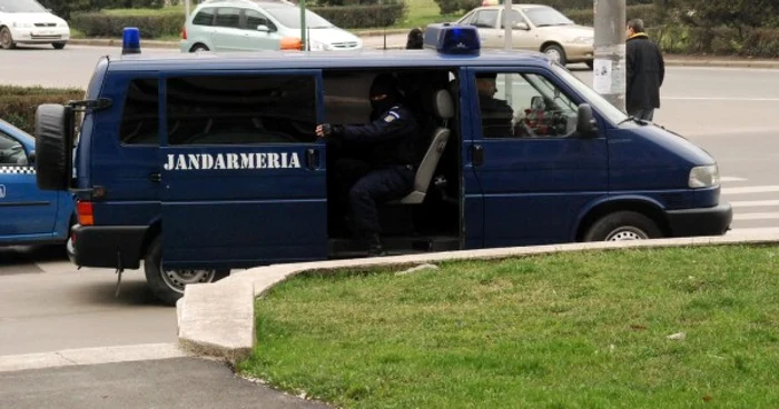 Femeile au fost potolite cu amenzi
