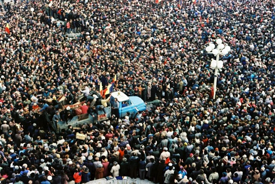 Altfel despre Revoluție jpeg