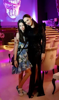 2 andreea marin si violeta jpg jpeg