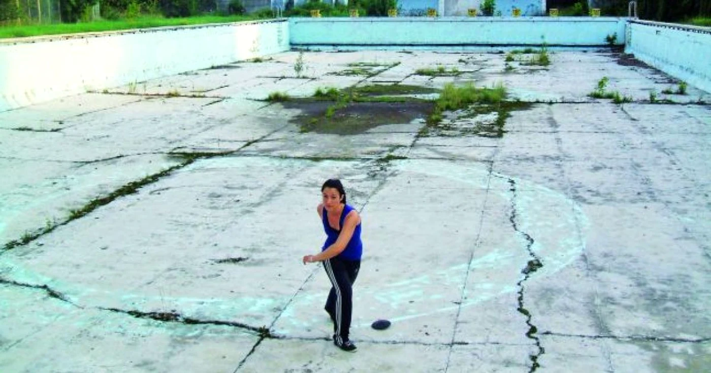 Bazinul ar urma să fie construit pe locul fostului ştrand al oraşului