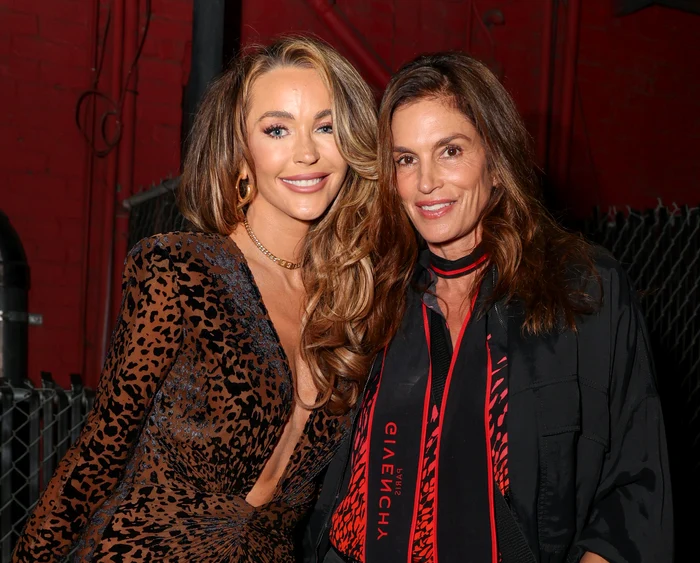 Courtney Sixx and Cindy Crawford, Profimedia (1) jpg