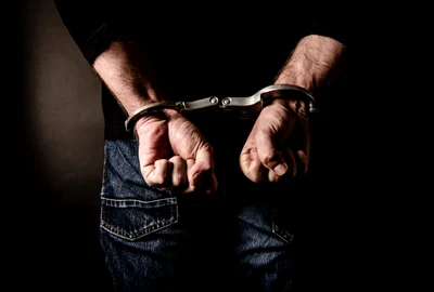 Barbat arestat - catuse FOTO Shutterstock