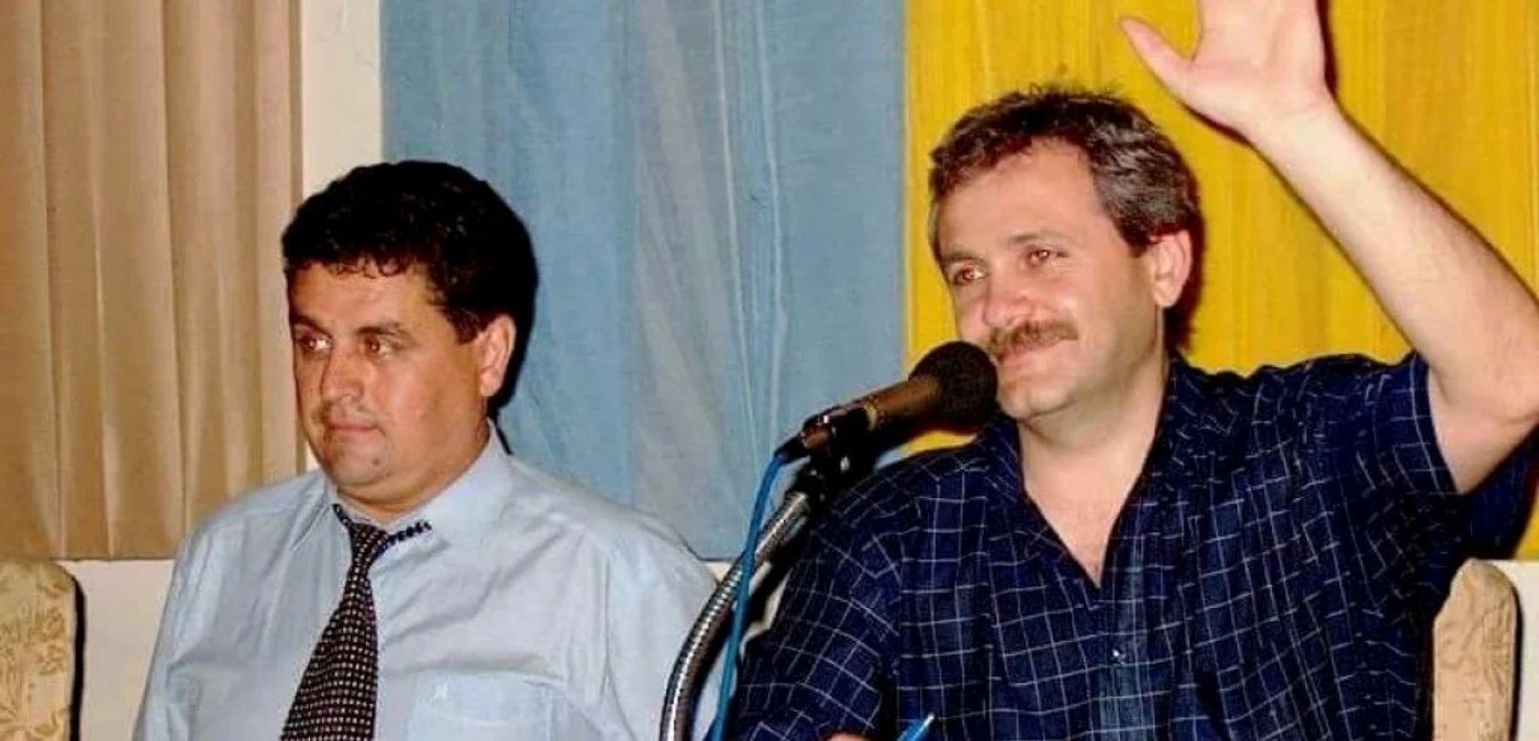 Teodor Niţulescu şi Liviu Dragnea, fotografie realizată în 2002 FOTO Elisabeth Bouleanu