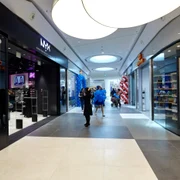 sun plaza