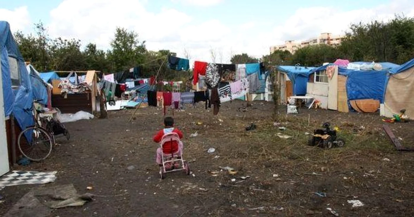 Romi în Paris FOTO Arhivă Adevărul