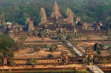 Ce a condus la declinul oraşului Angkor, capitala imperiului khmer? jpeg