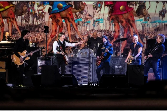 Paul McCartney, Dave Grohl şi Bruce Springsteen, la Glastonbury 2022 Foto via News.ro