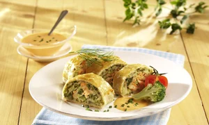 Roll of Alaskian Salmon with Broccoli and Sauce of Red Bell Peppers (step by step) jpeg