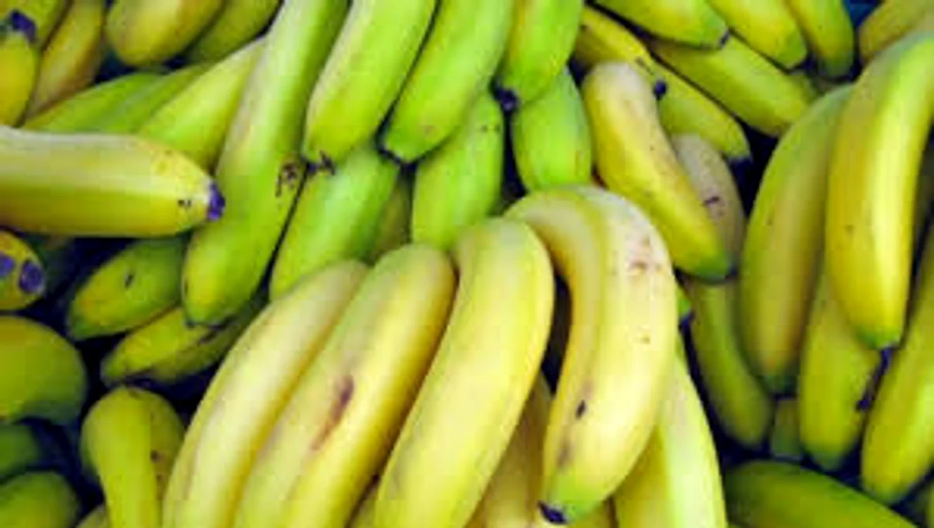 Bananele se consumă coapte sau verzi, în funcție de opiniile cercetătorilor Sursa foto: Adevărul.ro
