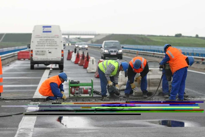Se lucrează pe Autostrada Soarelui Foto:Adevărul