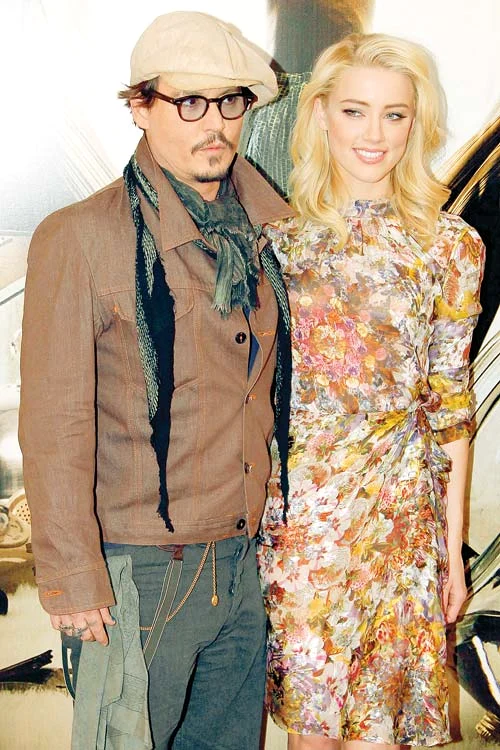 
    Johnny Depp  se însoară (Fotografii: afp∕Hepta)  