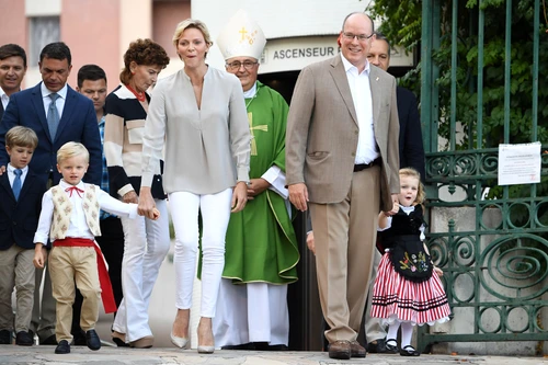 Monaco Annual Picnic In Le Parc Princess Antoinette jpeg