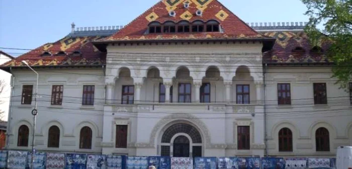 Fosta Prefectură Putna se doreşte a fi palatul copiilor