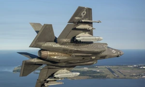 F 35A Lightning II inarmat jpg