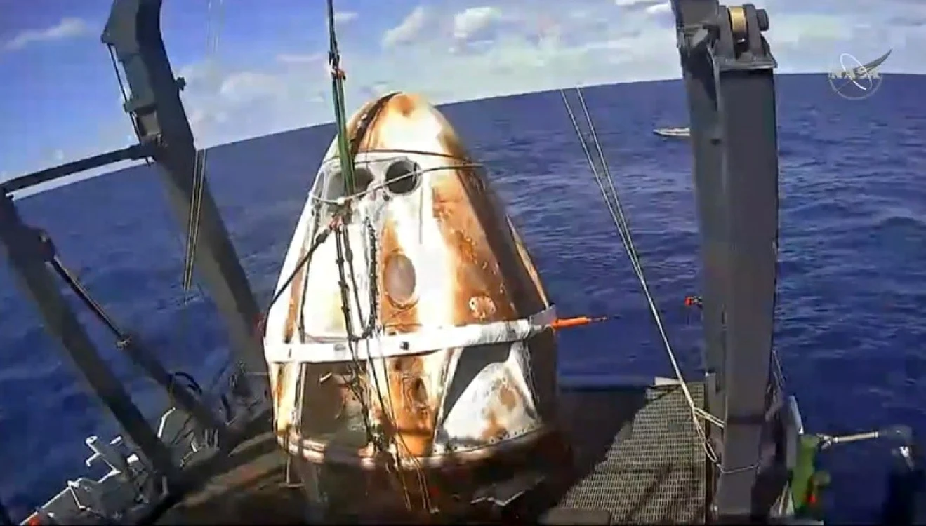 capsula dragon recuperata din apa foto epa efe