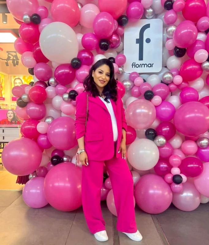 Nasrin Ameri mai are puțin și naște Sursa: Instagram 