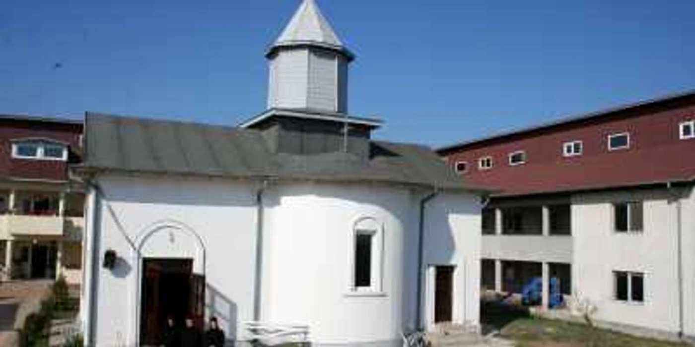 Constanţa: LITORAL2009 / Mănăstirea Sfânta Elena de la Mare, oază de linişte în sudul litoralului