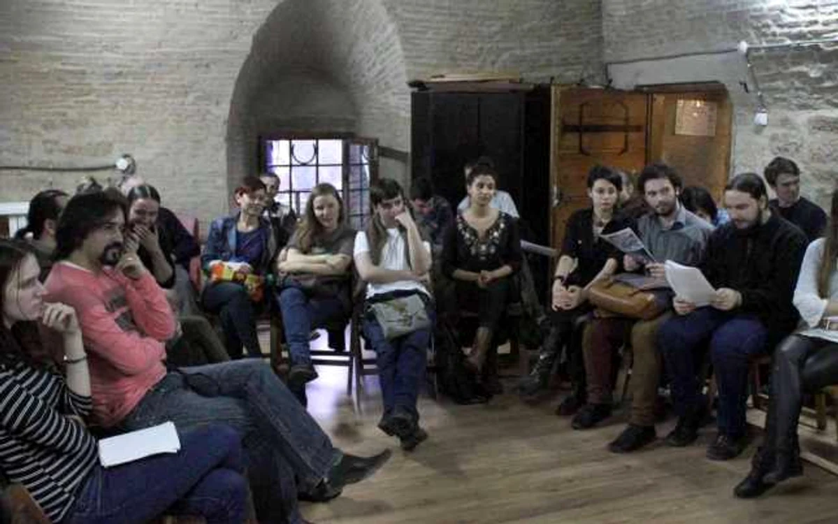 salonul de literatura