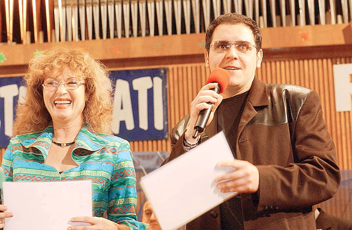 
    Angela Similea şi Ovidiu Komornyik  sunt fericiţi că, pe 25 septembrie,  vor cânta cu acte în regulă în Atlanta  