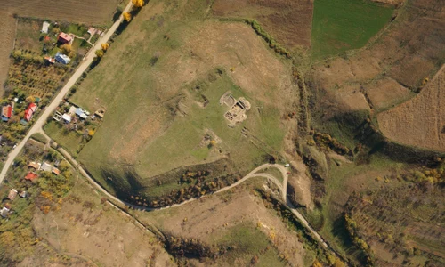 Situl arheologic de la Cârlomănești-Cetățuia. Vedere aeriană