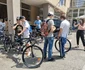 Biciclete tandem pentru nevăzătorii care fac turul Timişoarei FOTO Ş.Both