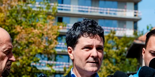 Nicuşor Dan fB jpg