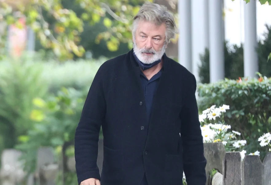 Alec Baldwin este dat în judecată de trei membri ai staff-ului „Rust” (foto: Profimedia)