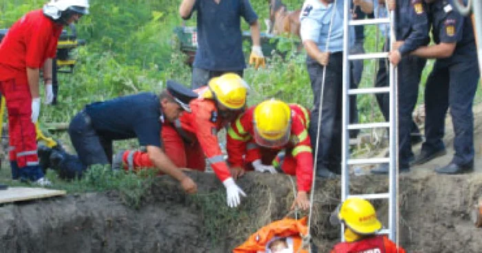 Ucigaşii de copii: neglijenţa părinţilor şi inconştienţa adolescenţilor