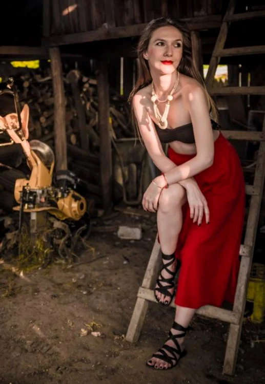 Adela Popescu crează haine îndrăgite de tineri