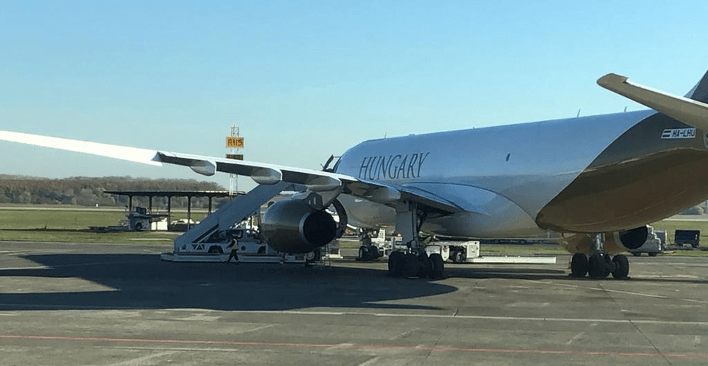 Piloții Tarom atrag atenția asupra „beneficiilor” pe care le primește compania maghiară Wizzair