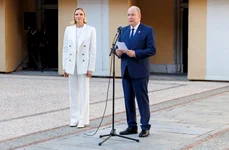 Charlene de Monaco, definiția stilului regal prețios jpg