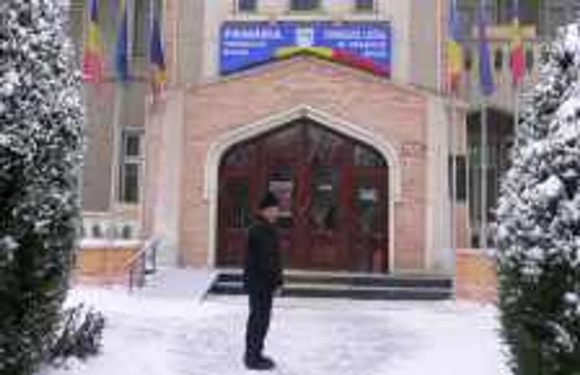 Angajaţii de la Bicaz se tem zilnic să nu-şi piardă locul de muncă