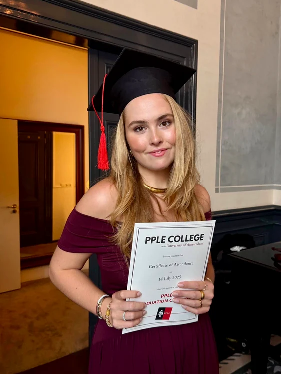 Prințesa Amalia a Olandei foto Facebook2 jpg