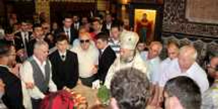 La tradiţionala întâlnire cu nevăzătorii din municipiul Galaţi a participat şi Arhiepiscopul Casian