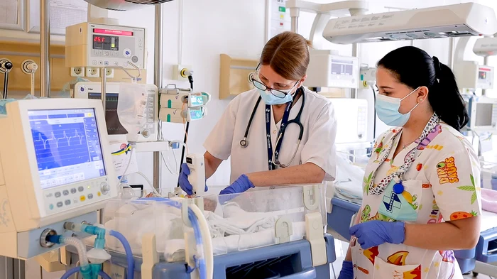 03 SANADOR aniversează 25 de ani jpg