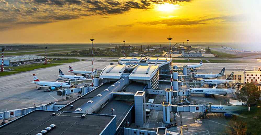 Compania administrează cele două aeroporturi principale ale țării. FOTO FB CN Aeroporturi București