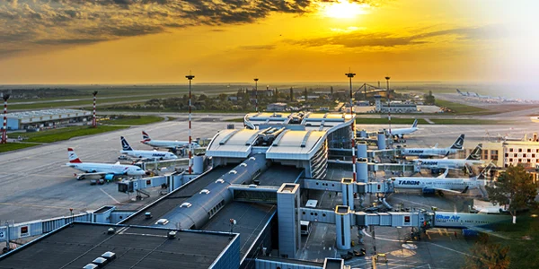 Compania Nationala Aeroporturi Bucuresti  FB Compania Nationala Aeroporturi Bucuresti jpg