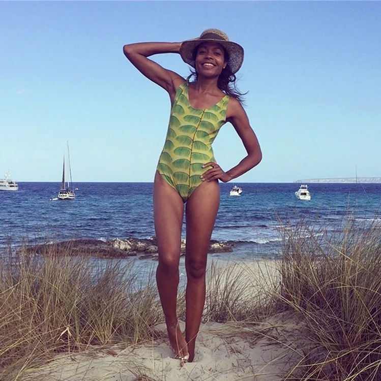 vacanta naomie harris4 png