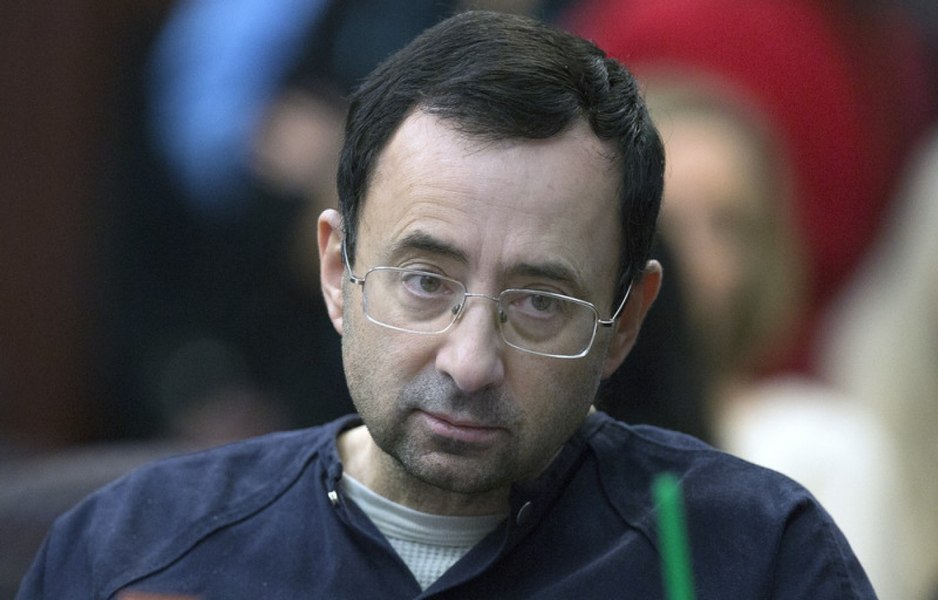 Larry Nassar, fostul medic al echipei de gimnastică a SUA care a agresat peste 100 de sportive, înjunghiat în penitenciar